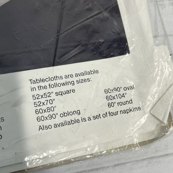 Bucilla Vintage Stitchery Ribbon & Tulips Stamped Fabric 15" Napkins Set of 4 - Picture 4 of 8